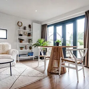 Thinium Apartment