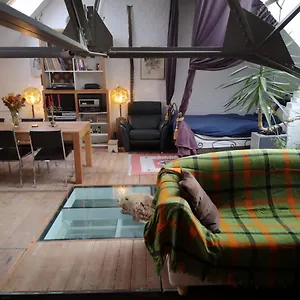 Artistic Loft With Big Sun Terrace Apartment Gent