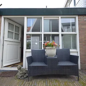't Schelpenhuisje Apartment